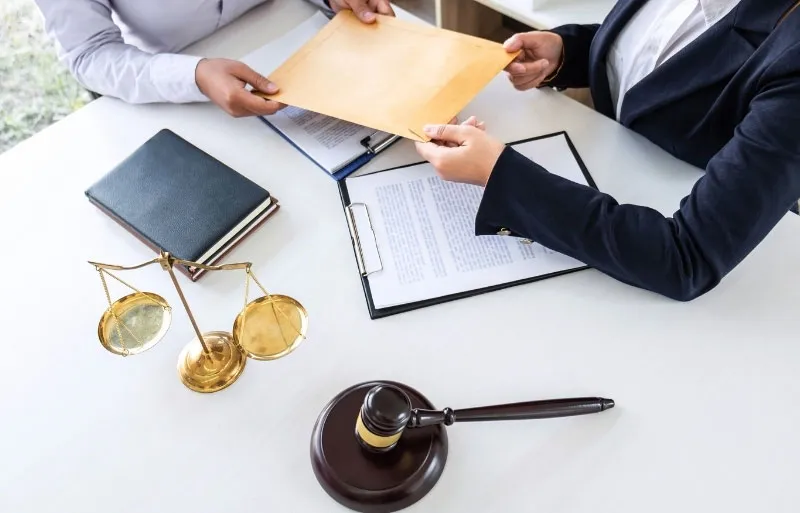 Visa Izin Terbatas, VITAS Indonesia, Visa Izin Tinggal, Kartu Izin Tinggal Terbatas KITAS, Indonesian Lawyer, Advokat Imigrasi, Pengacara Imigrasi, Kantor pengacara Imigrasi.